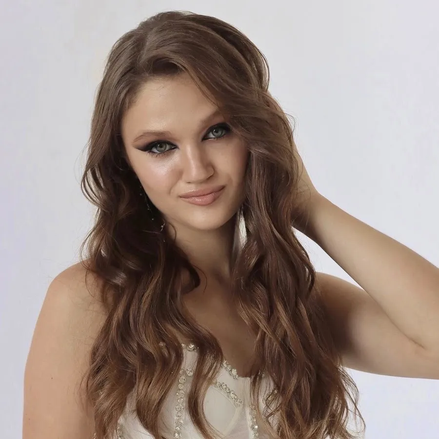 Ксения Левчик