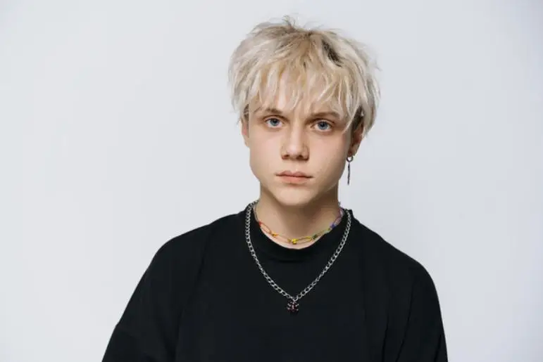 Ваня Дмитриенко