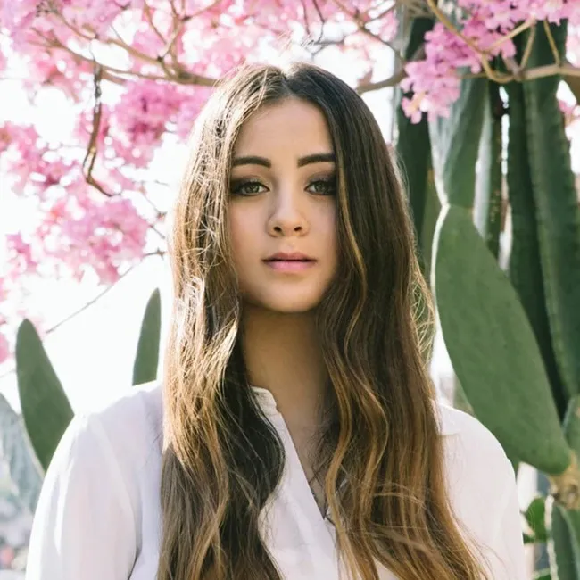 Jasmine Thompson