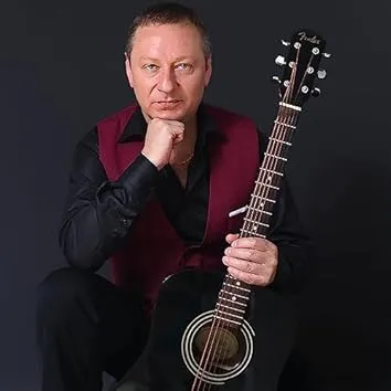 Евгений Белый